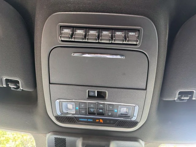 Used 2023 White Ford Raptor image 30