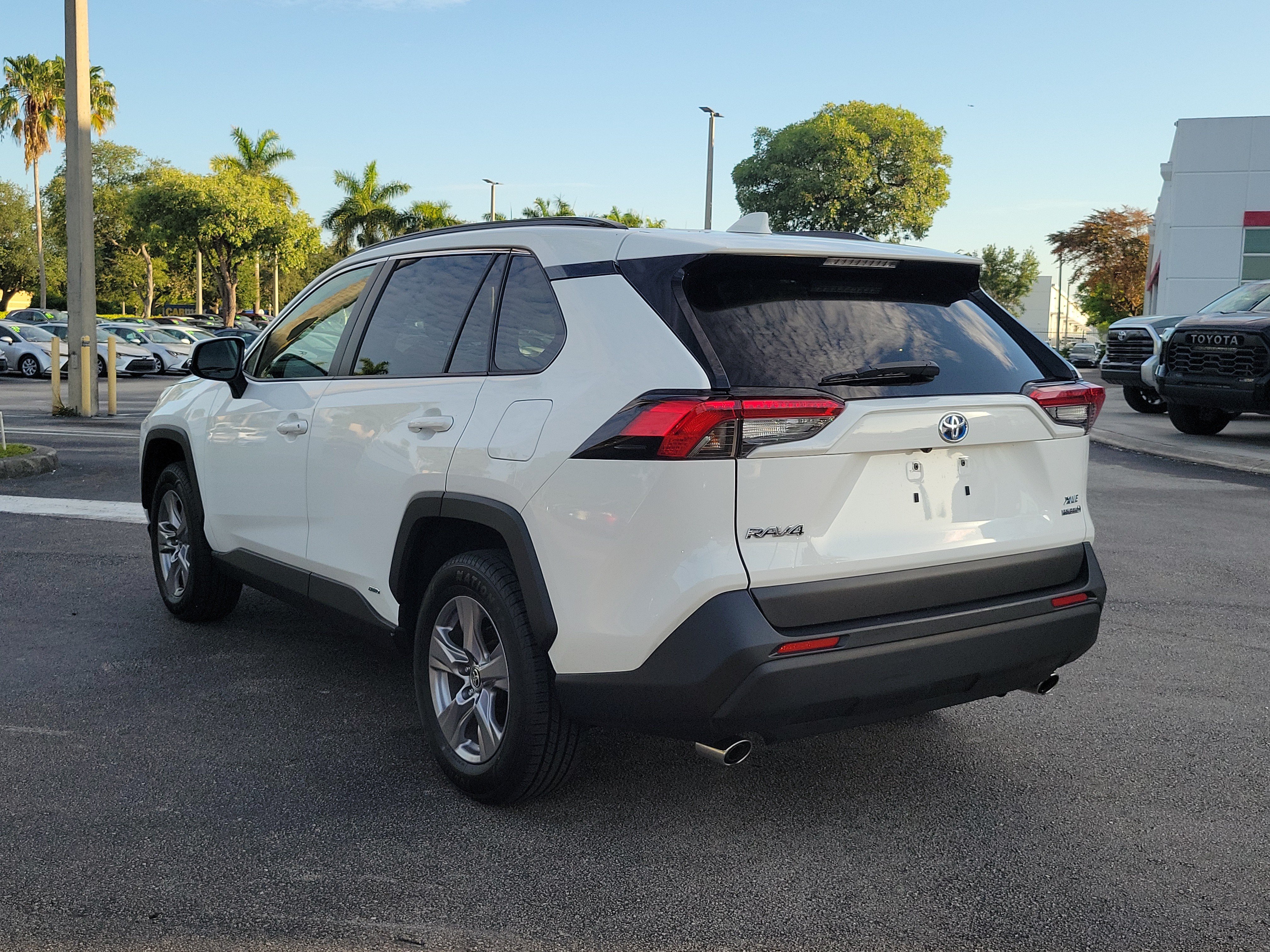 Used 2023 White Toyota Hybrid XLE image 6
