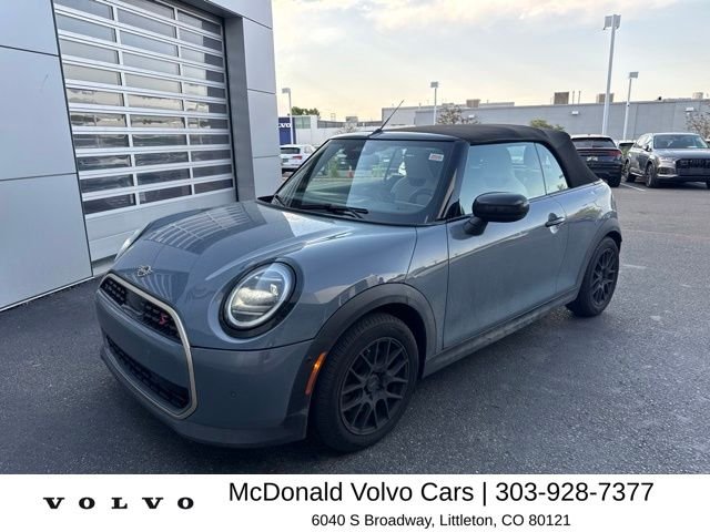 Used 2025 Brown MINI Signature image 1