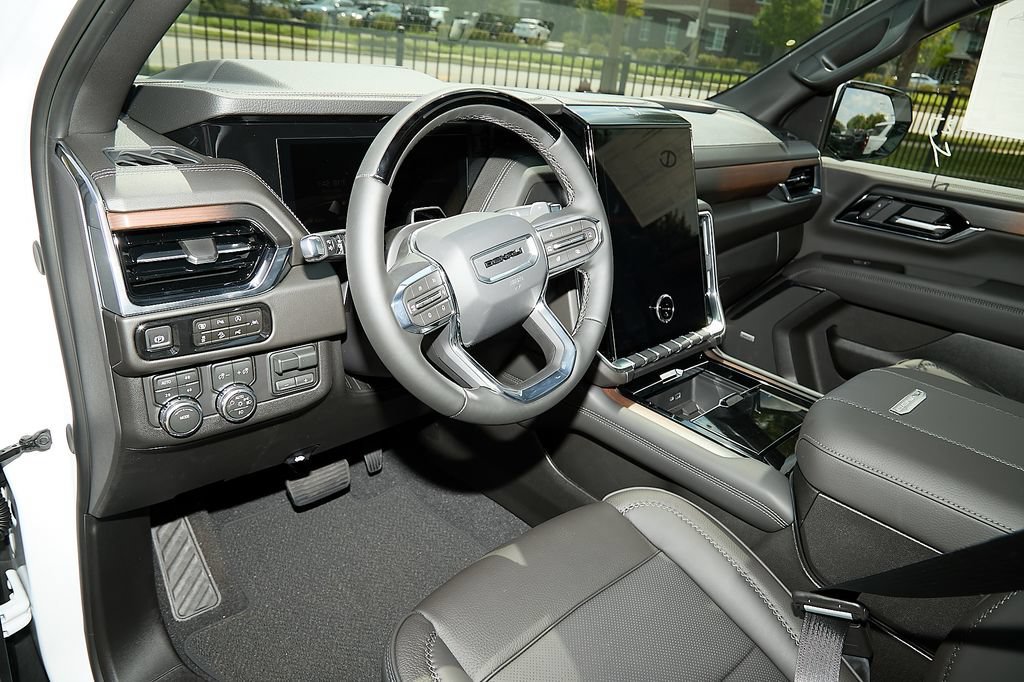 2026 GMC Yukon XL Denali - Photo 25