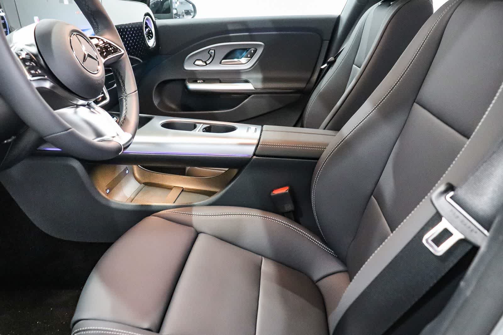 New 2027 MANUFAKTUR Alpine Grey Mercedes-Benz CLA 250+ Electric image 19