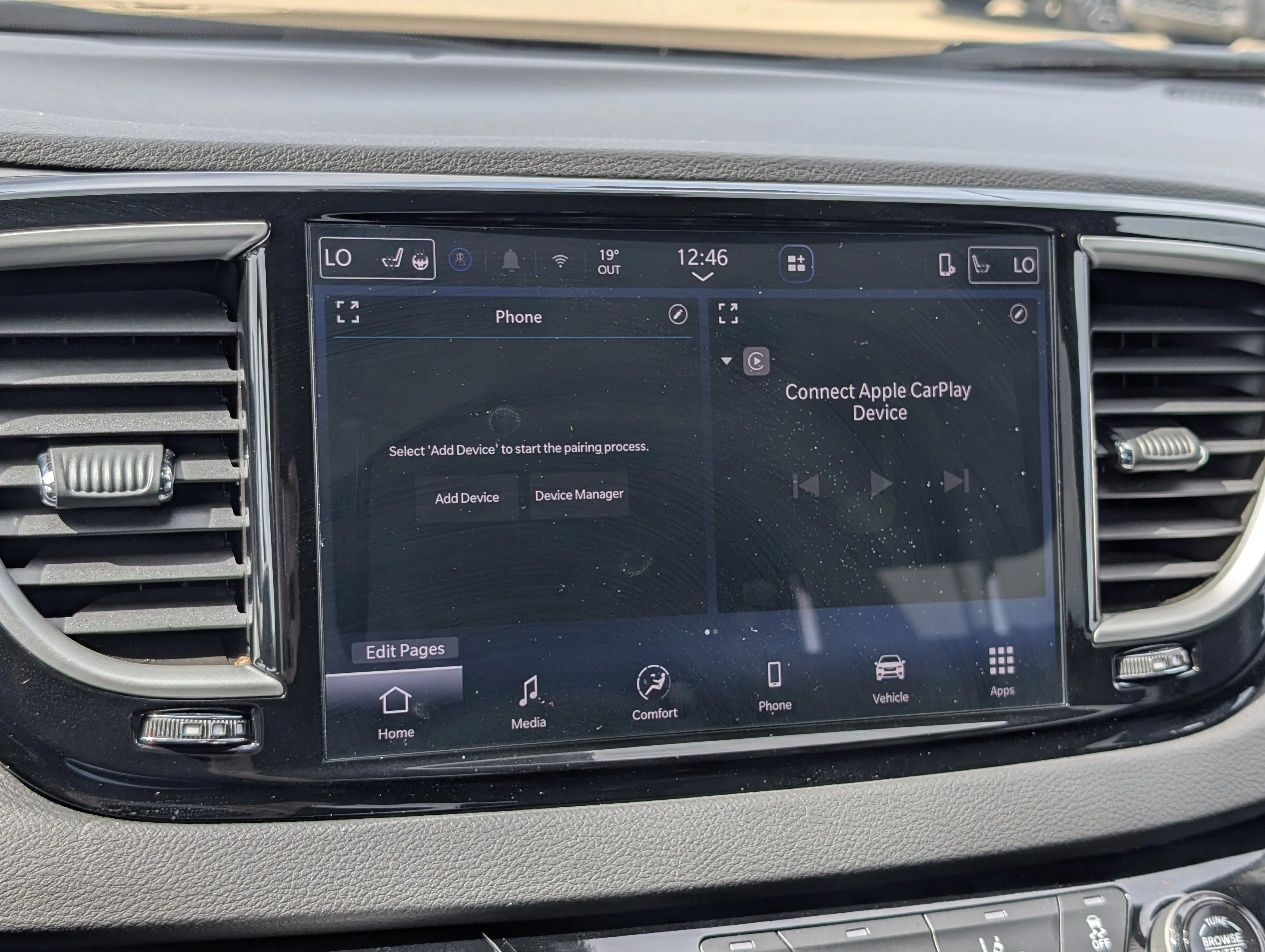 New 2026 Diamond Black Crystal Pearl Chrysler SXT image 29