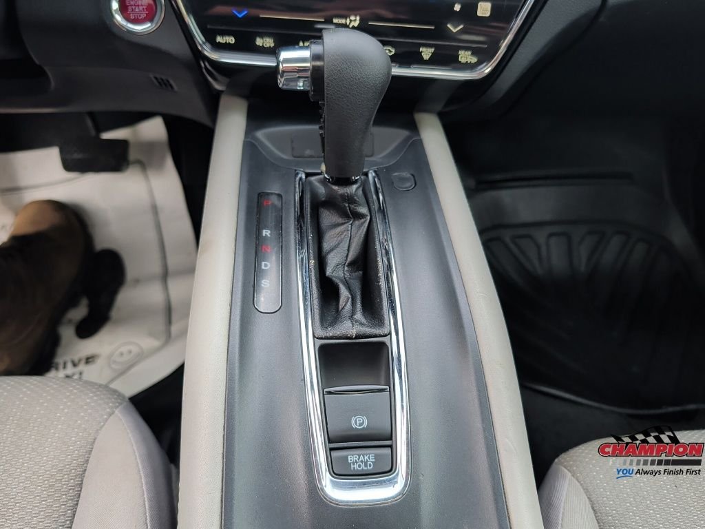 Used 2017  Honda EX image 20