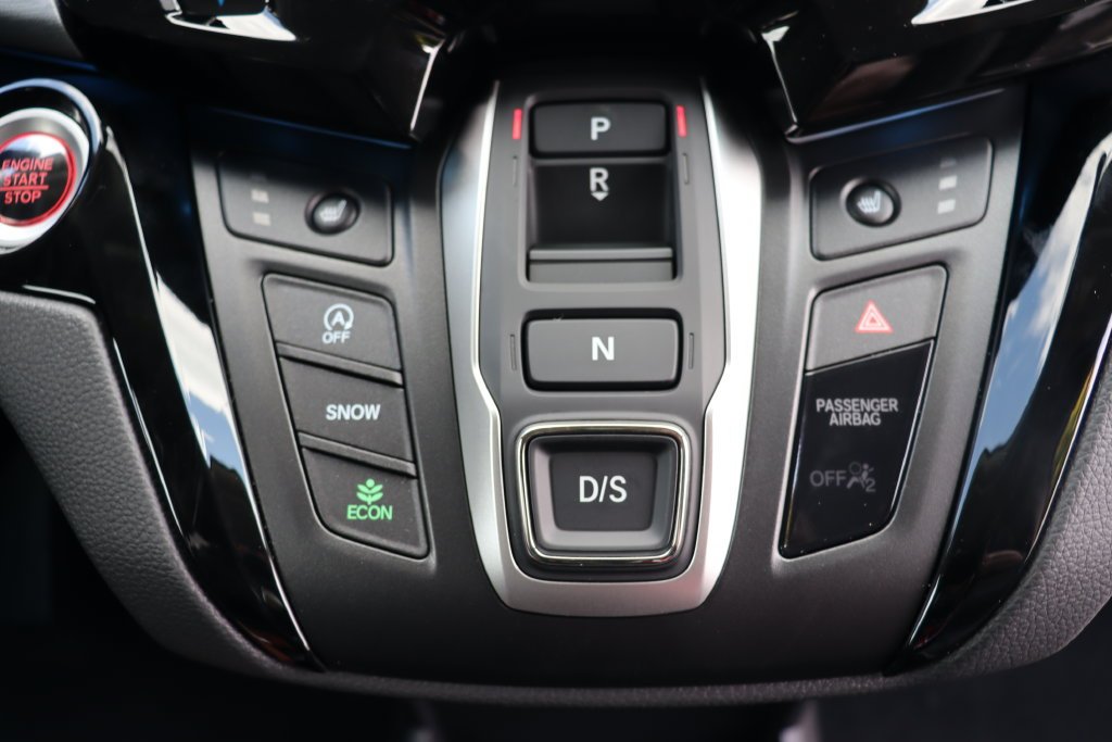 New 2027 Platinum White Pearl Honda Touring image 24