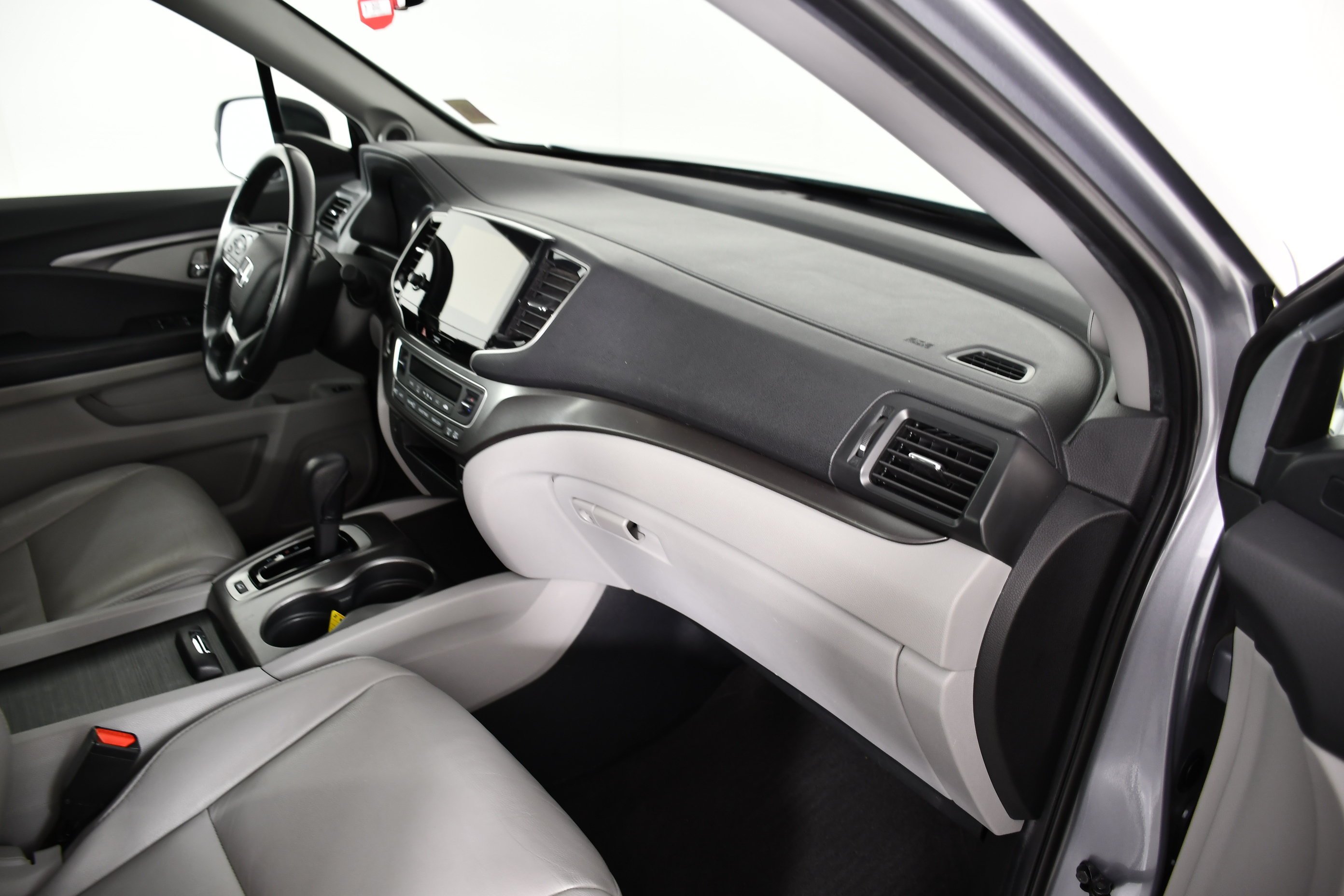 Used 2020 Lunar Silver Metallic Honda EX-L image 42