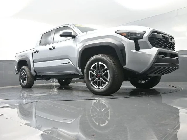 Used 2025 Silver Toyota TRD Off-Road image 33