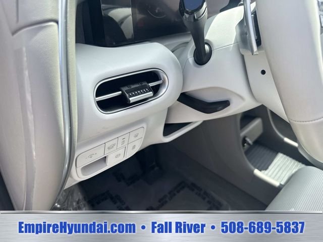 Used 2026 Silver Metallic Hyundai SEL image 23