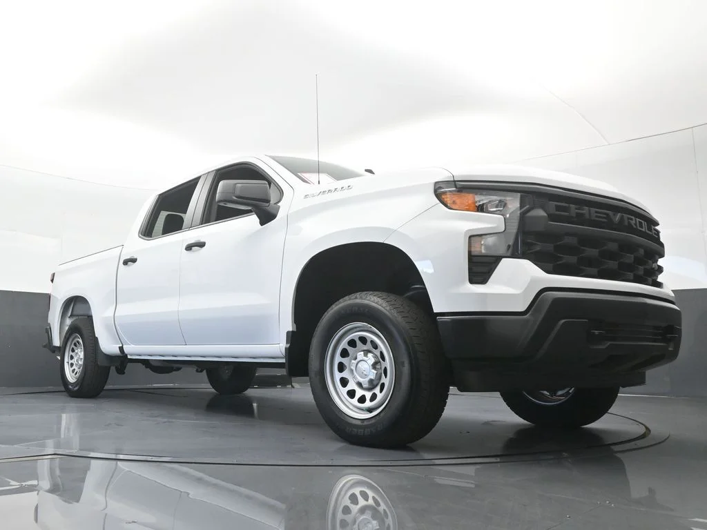Used 2026 Summit White Chevrolet WT image 56
