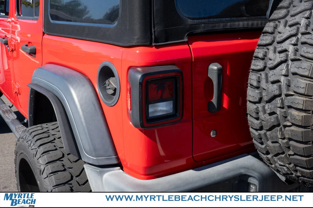 Used 2020 Red Clearcoat Jeep Unlimited Sport S image 12
