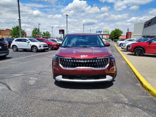 Used 2025 Red Kia LXS image 2