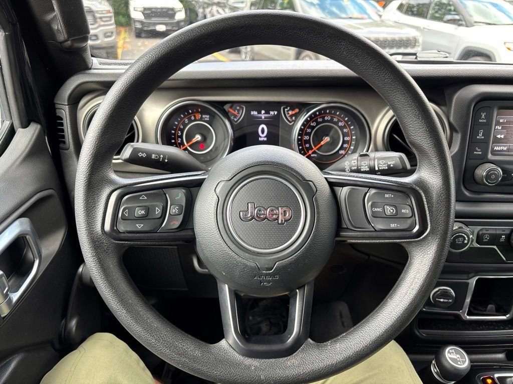 Used 2019 Black Jeep Sport image 15