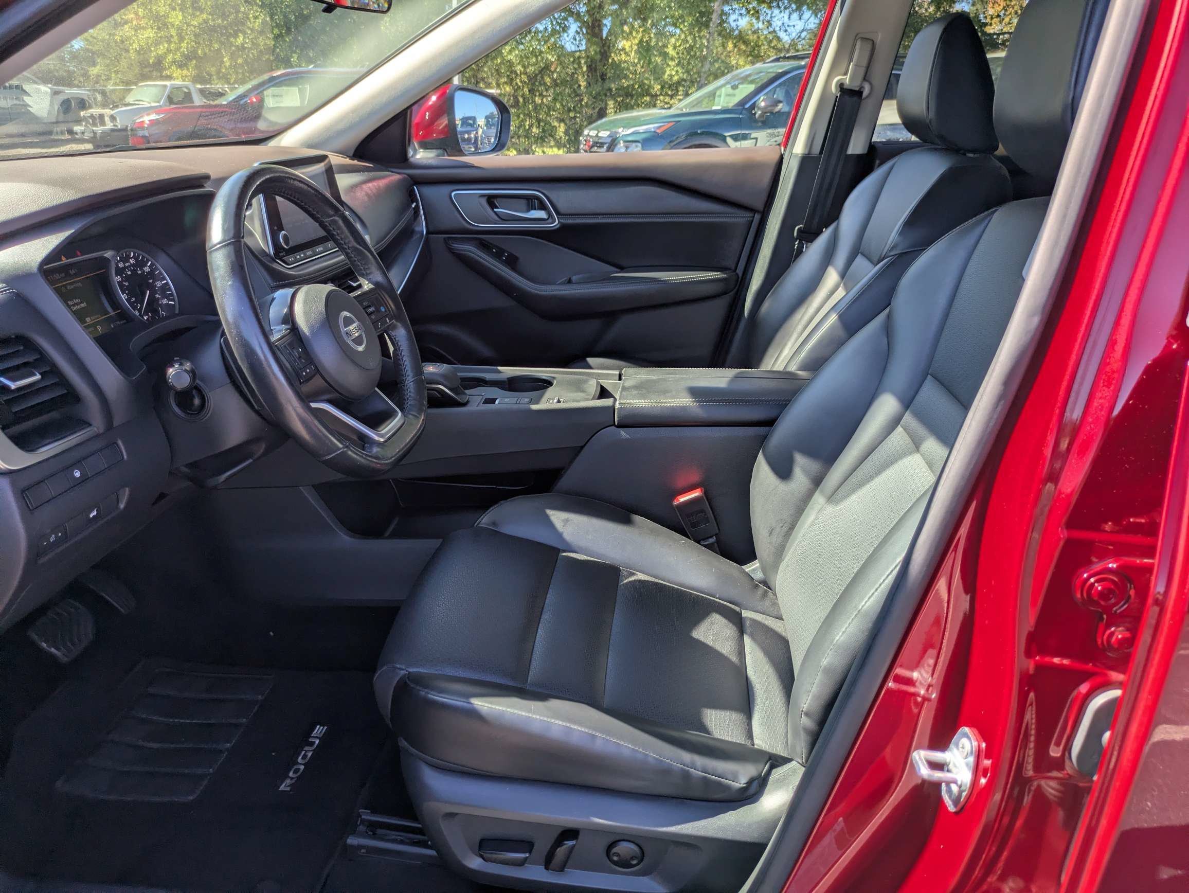 Used 2021 Red Nissan SV image 17