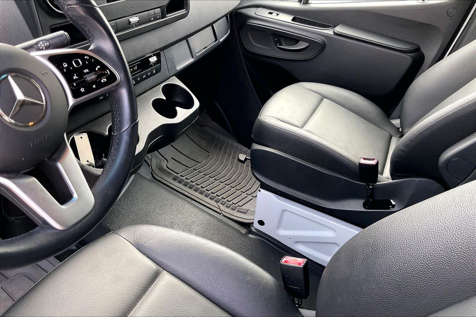 Used 2021 Arctic White Mercedes-Benz  image 15