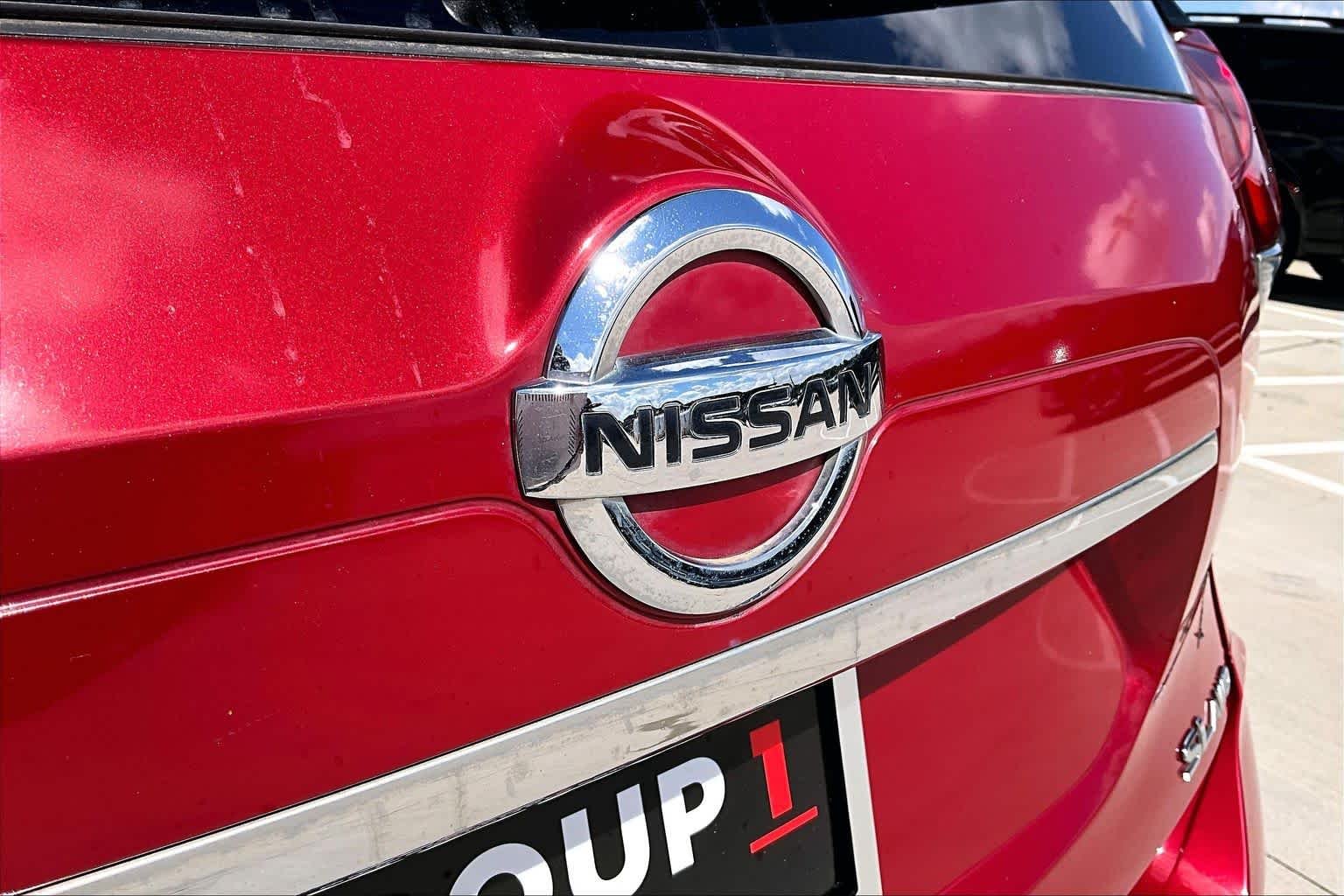 Used 2017 Palatial Ruby Nissan SL image 10