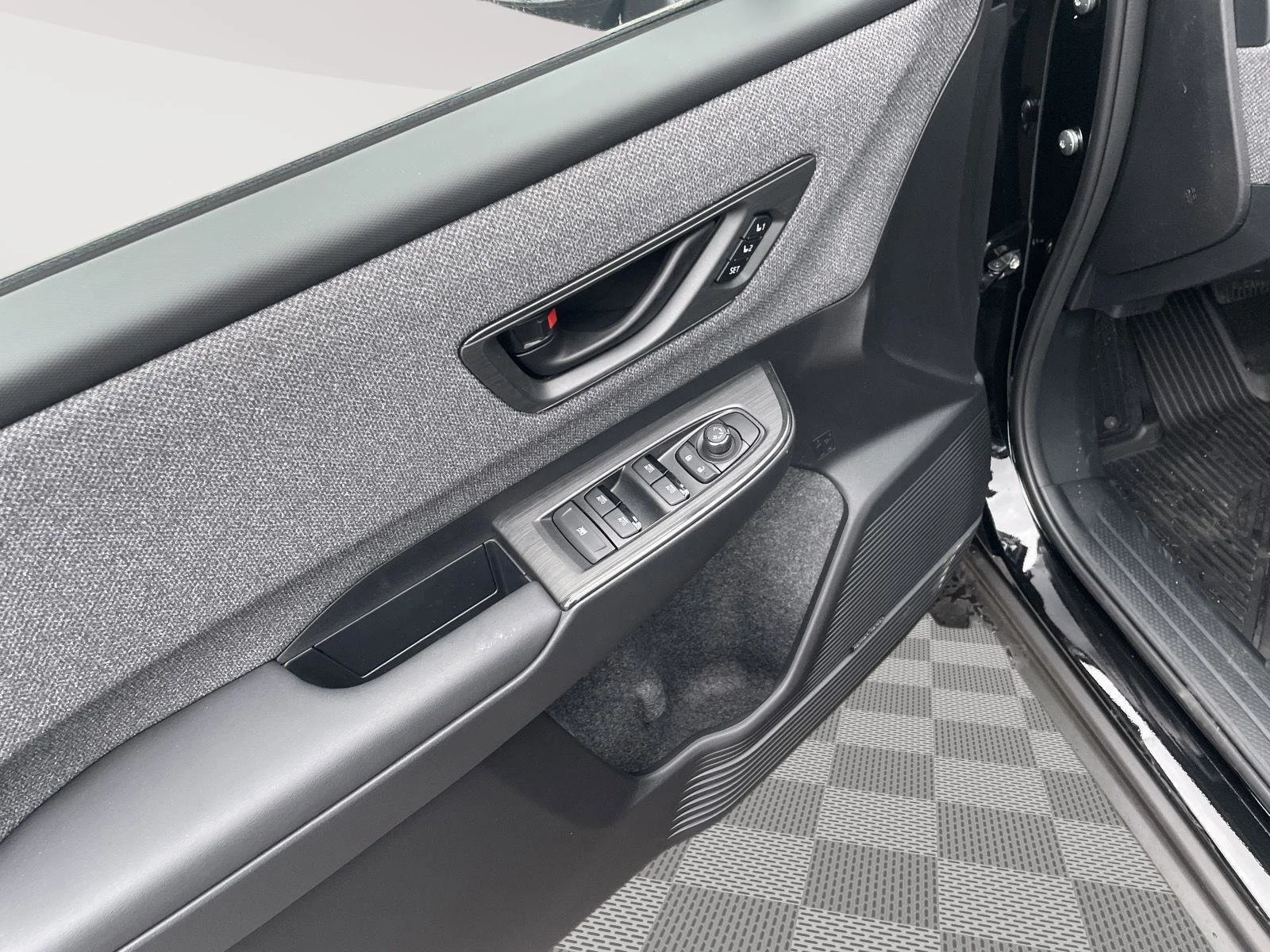 New 2026 Crystal Black Silica Subaru Limited image 9