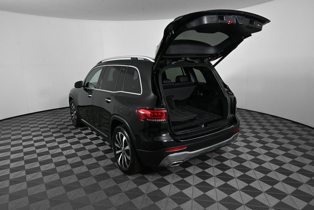 Certified Used 2022 Black Mercedes-Benz GLB 250 image 32