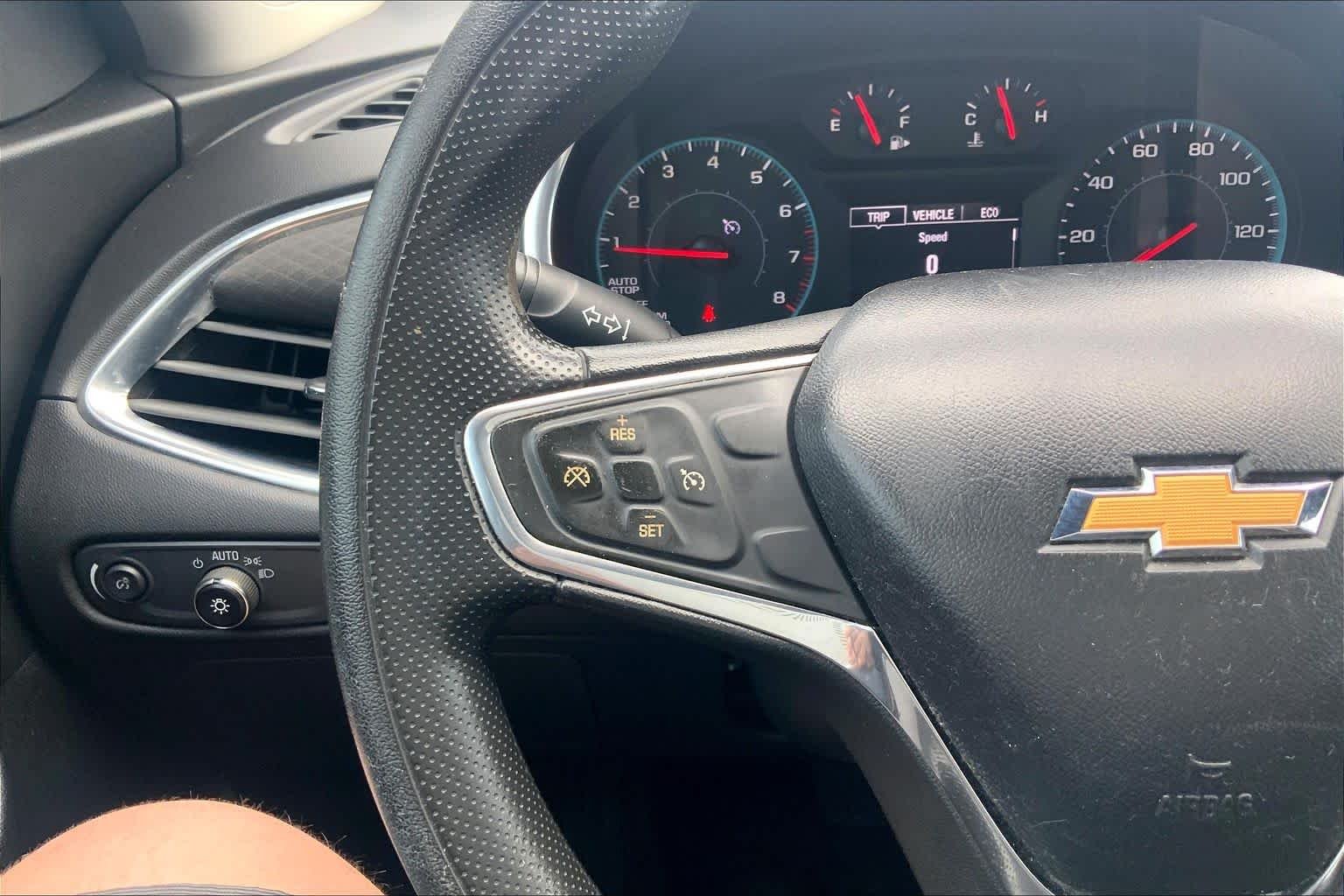 Used 2020 Summit White Chevrolet LT image 23