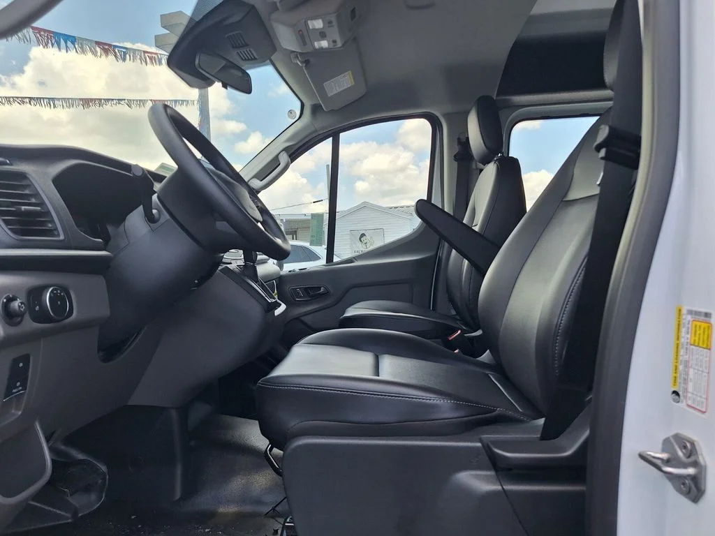 New 2026 Oxford White Ford Cargo Van image 22