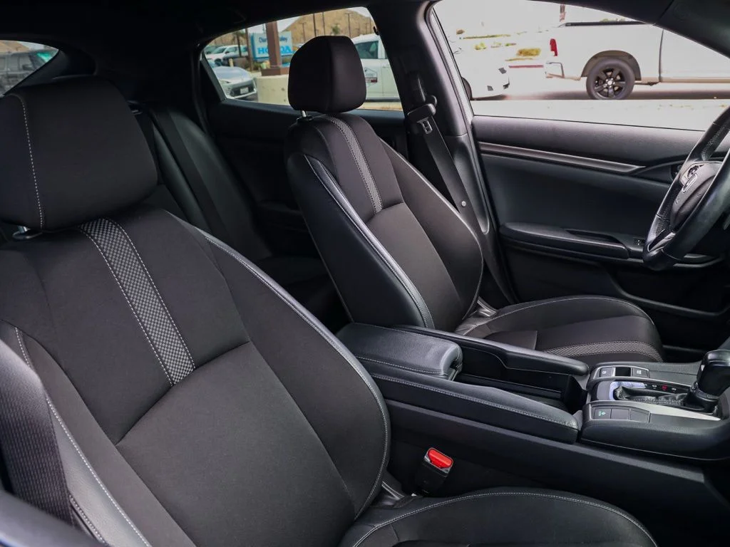Used 2020  Honda Sport image 19