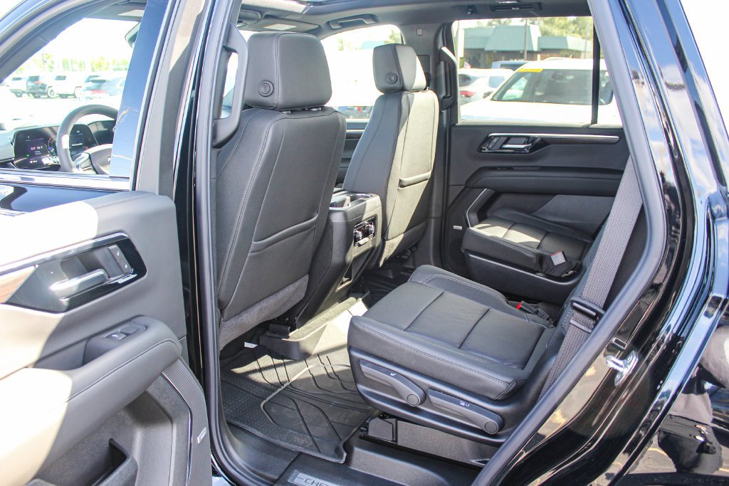 2027 Chevrolet Tahoe LT - Photo 13