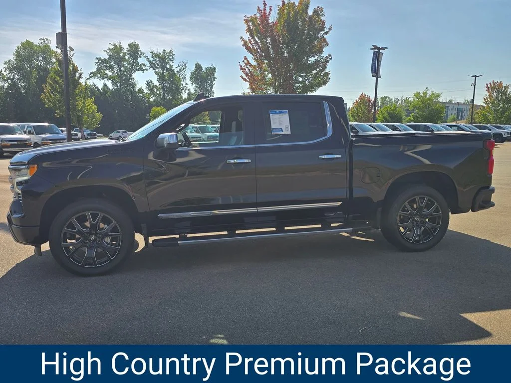 Certified Used 2023 Black Chevrolet High Country image 5