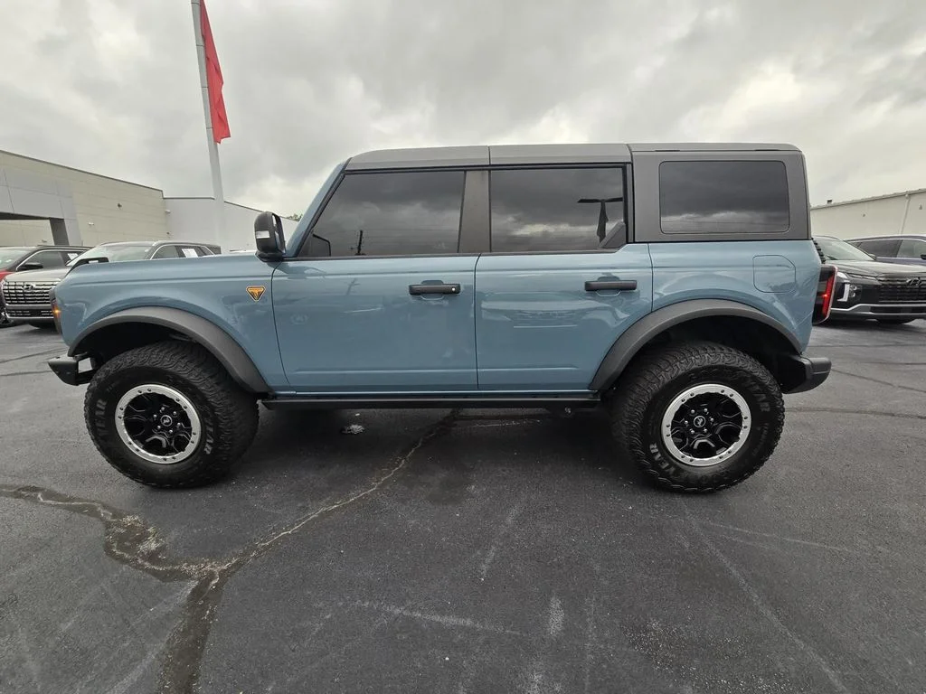 Used 2023 Blue Ford Badlands image 4