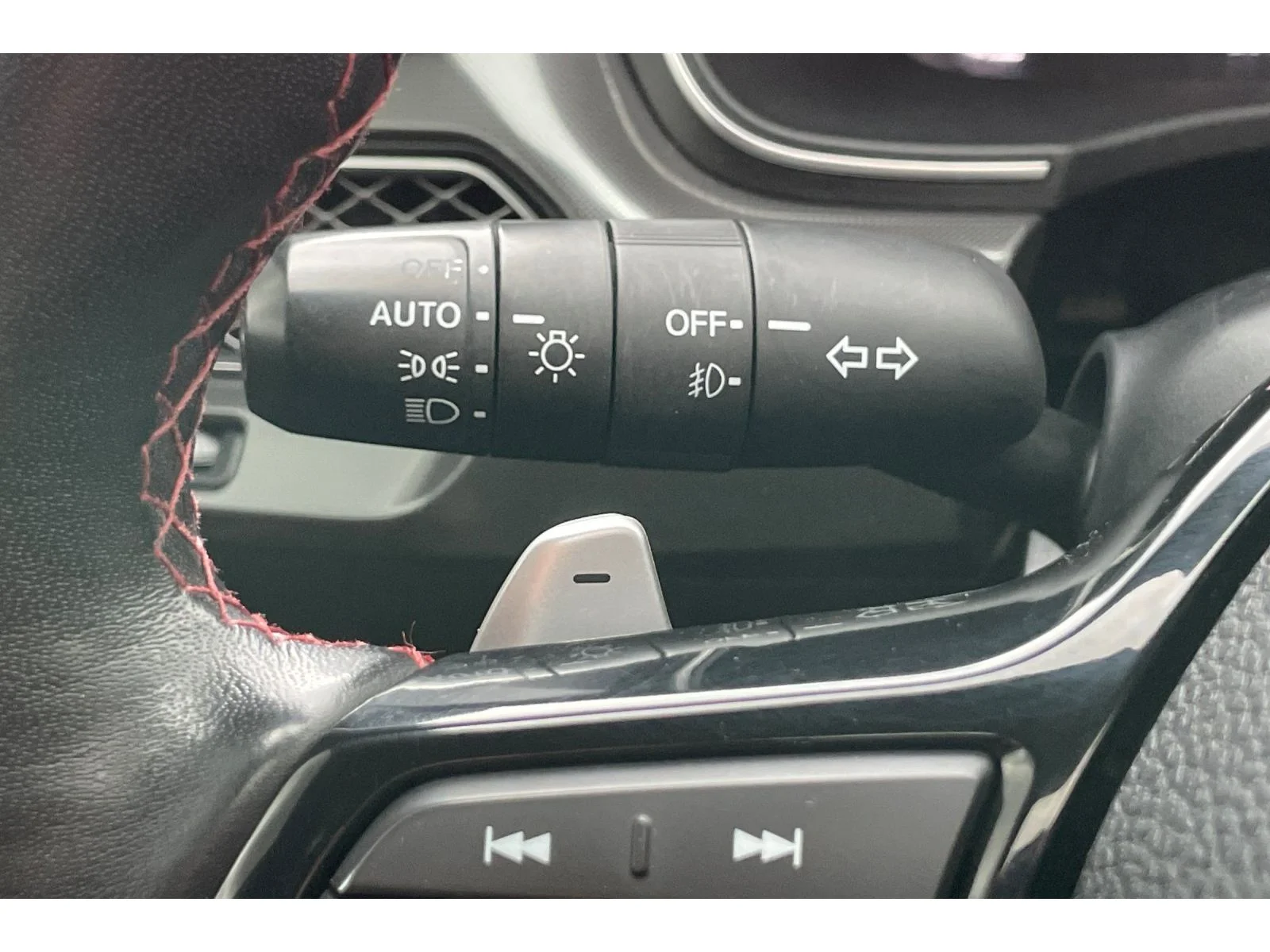 Used 2024 Liquid Carbon Metallic Acura w/A-Spec Technology Package image 36