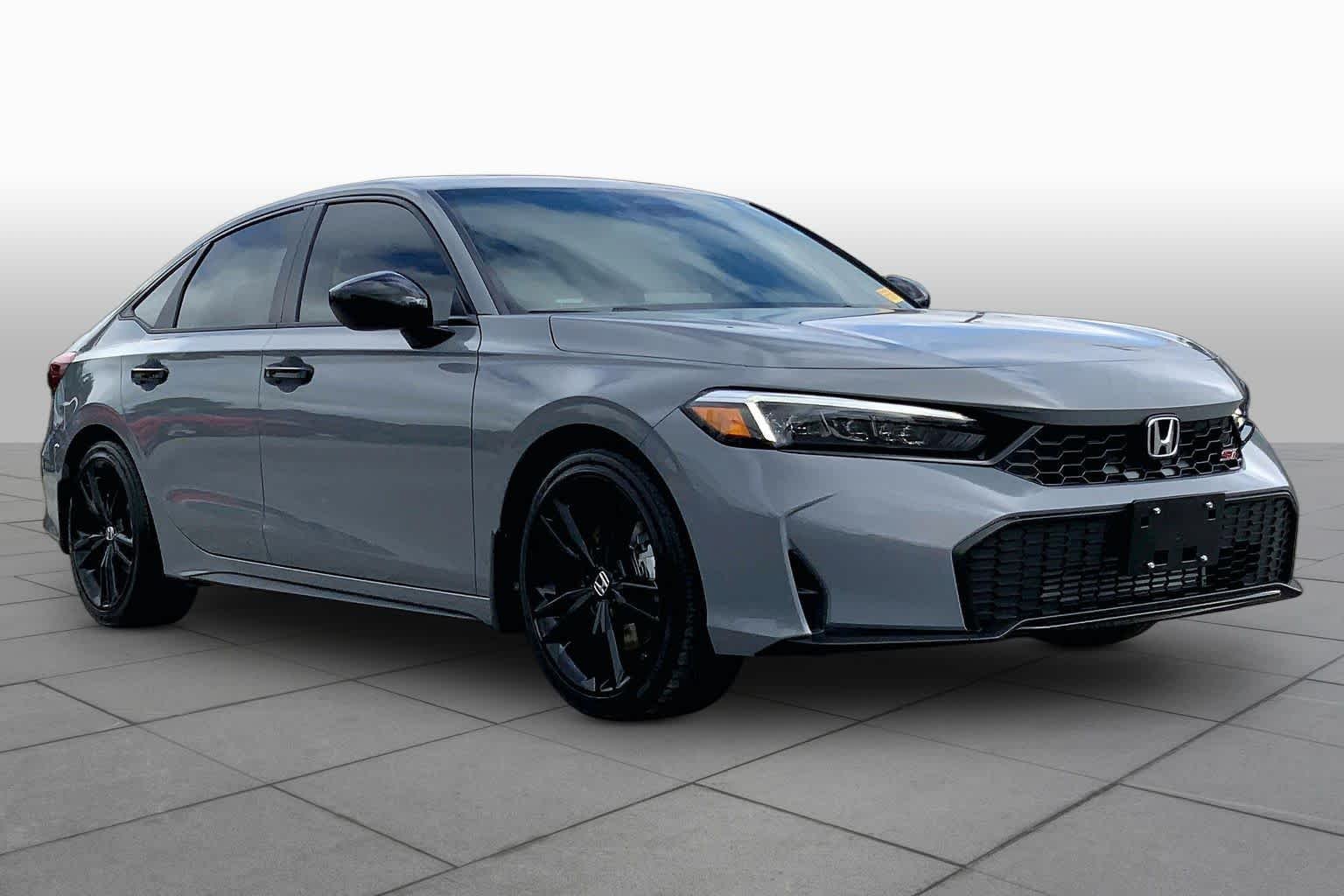 Used 2026 Urban Gray Pearl Honda  image 3