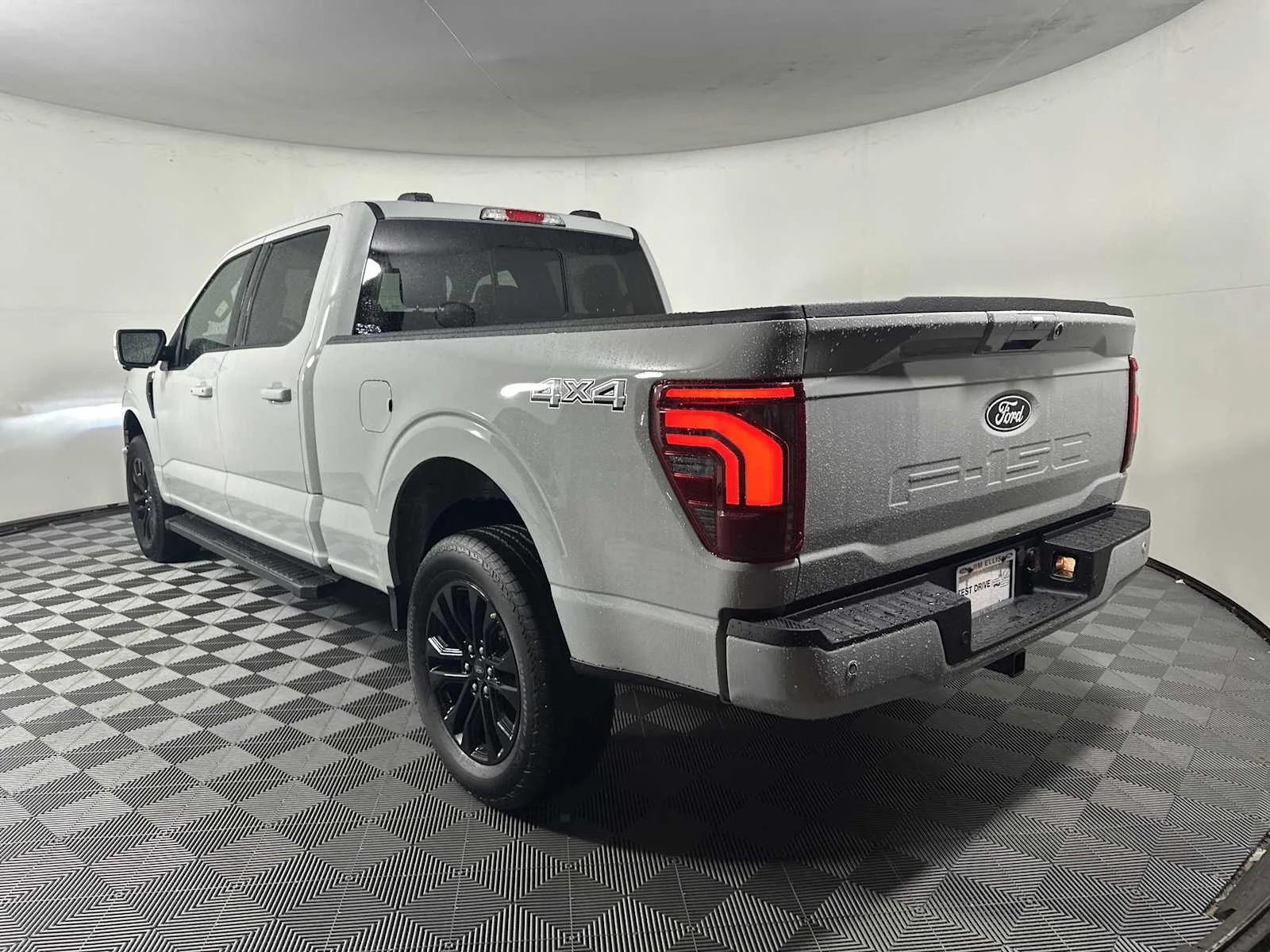 New 2026 Avalanche Gray Ford LARIAT image 6
