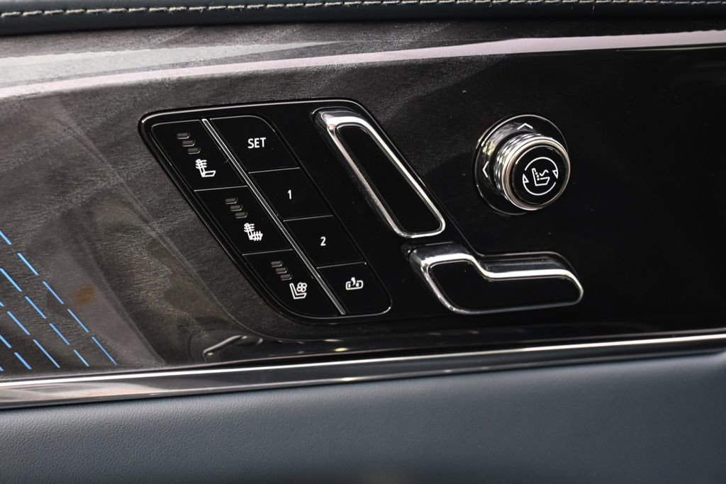 2025 Cadillac Escalade IQ Sport 2 - Photo 14