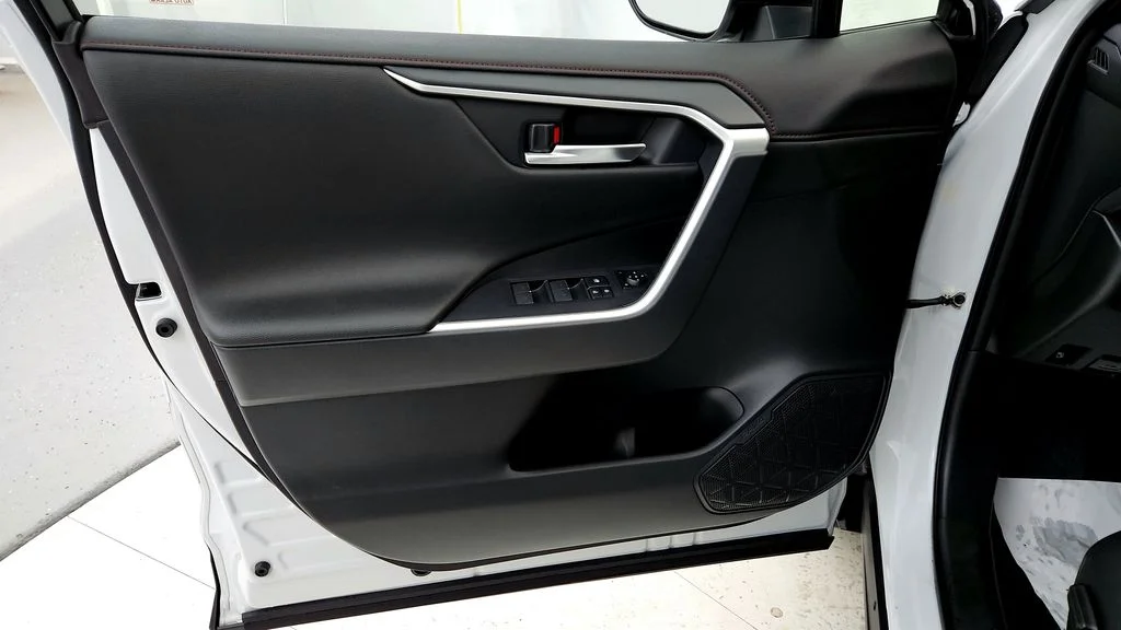 2023 Toyota RAV4 XSE - Photo 22