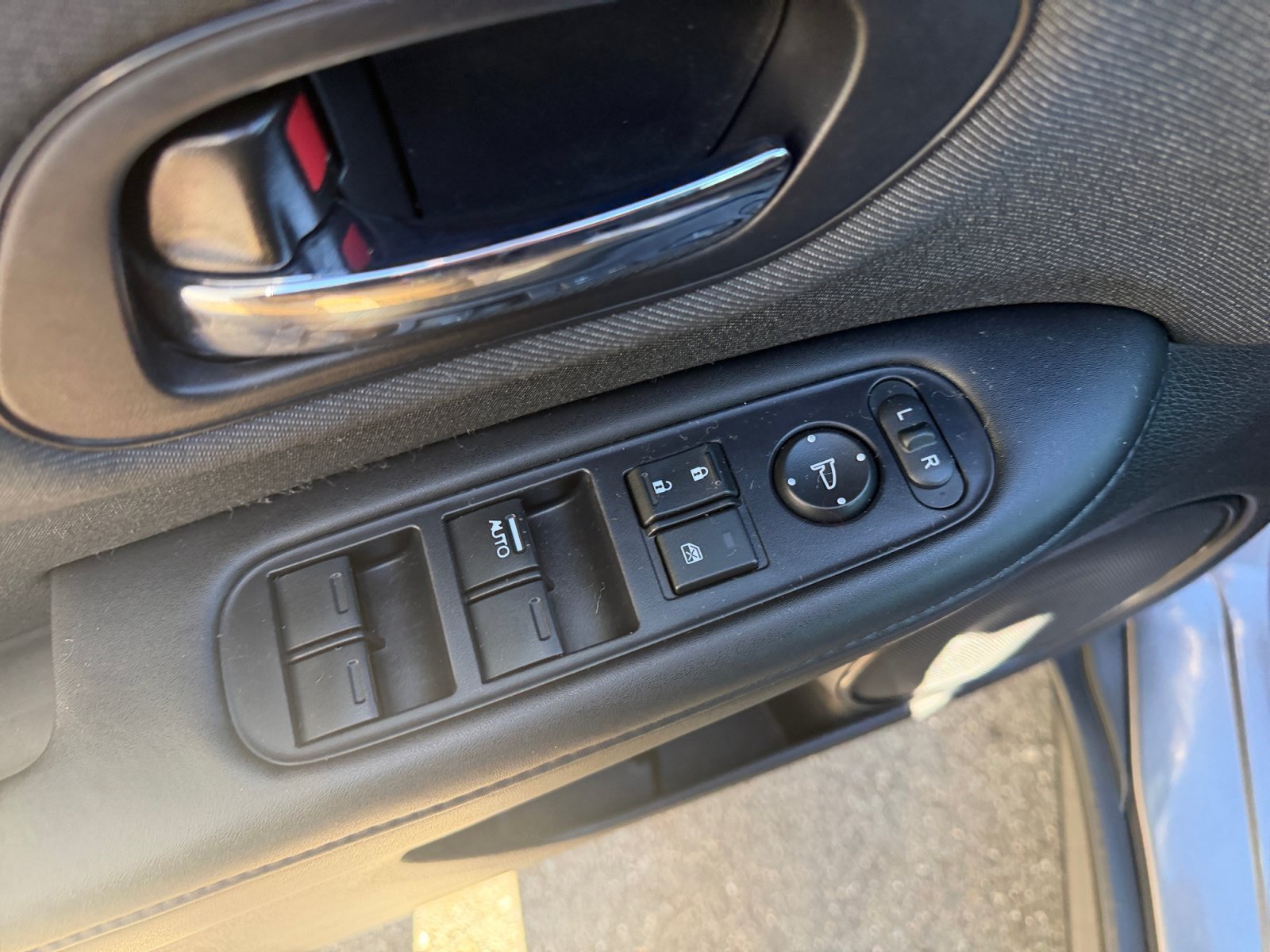 Certified Used 2019 Modern Steel Metallic Honda LX image 25