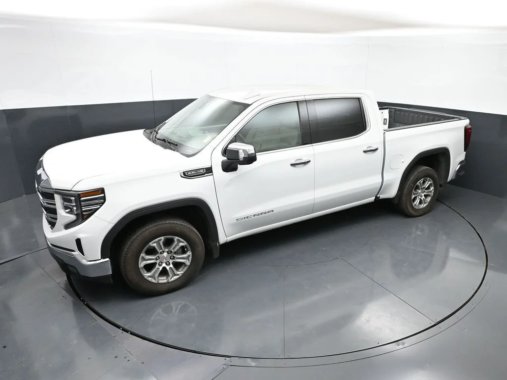 2024 GMC Sierra 1500 SLT - Photo 42
