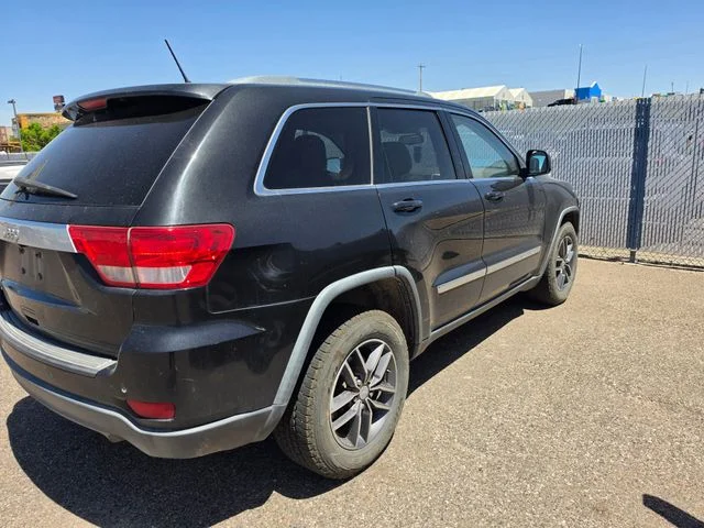 Used 2013 Brilliant Black Crystal Pearl Jeep Laredo image 5