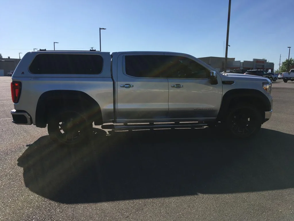 2020 GMC Sierra 1500 SLT - Photo 9