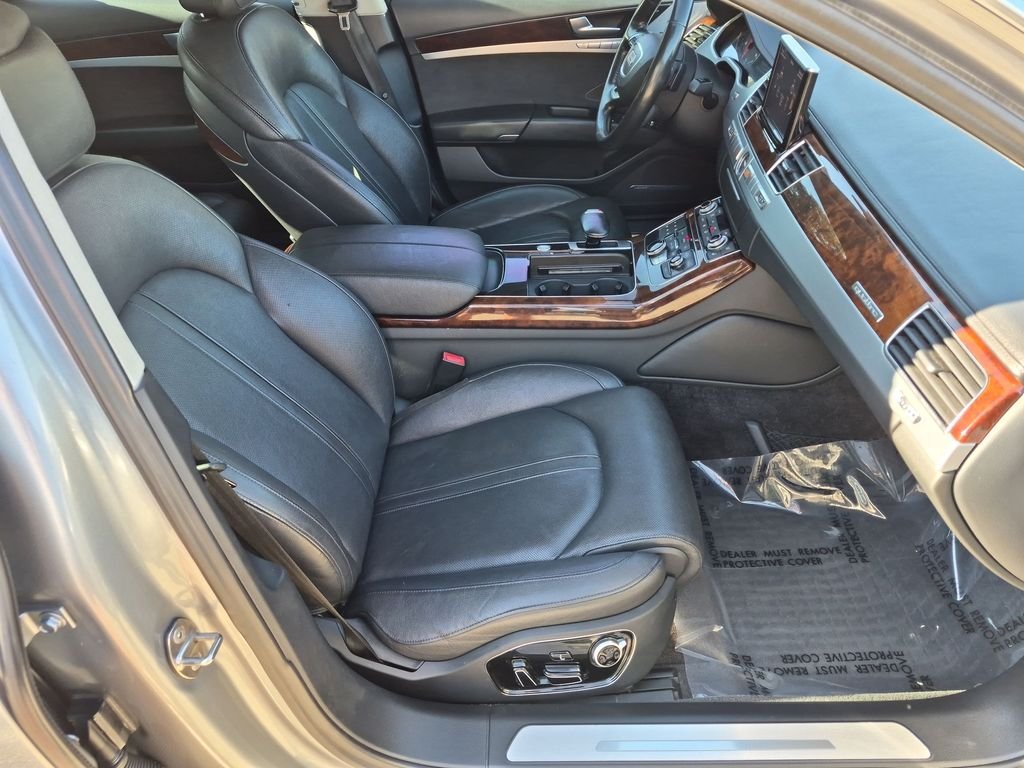 Used 2013  Audi 3.0T image 29