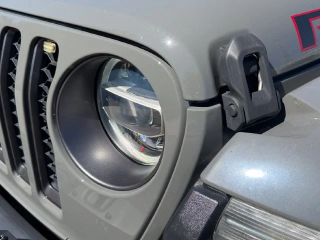 Used 2020 Sting-Gray Clearcoat Jeep Rubicon image 12
