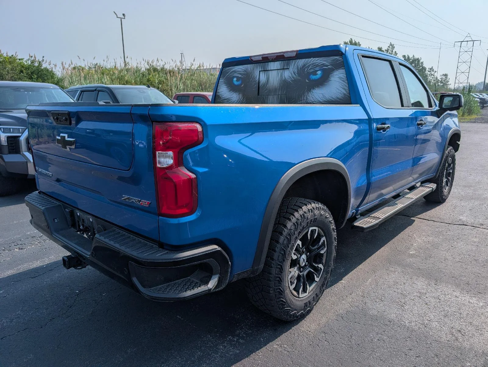 Used 2022 Glacier Blue Metallic Chevrolet ZR2 image 9