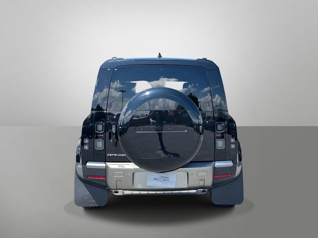New 2026 Santorini Black Land Rover S image 27