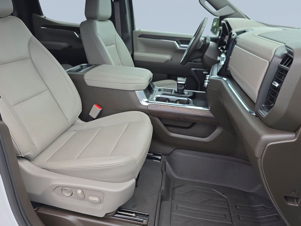 2023 GMC Sierra 1500 SLT - Photo 34