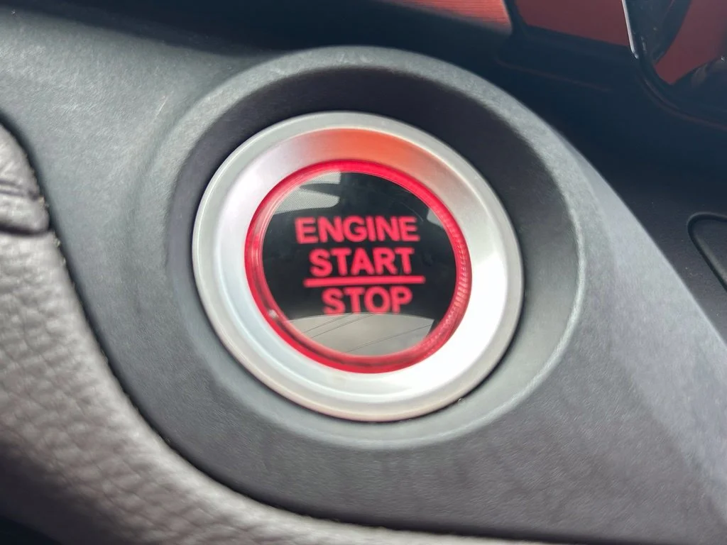 Used 2018 Silver Honda EX-L image 42