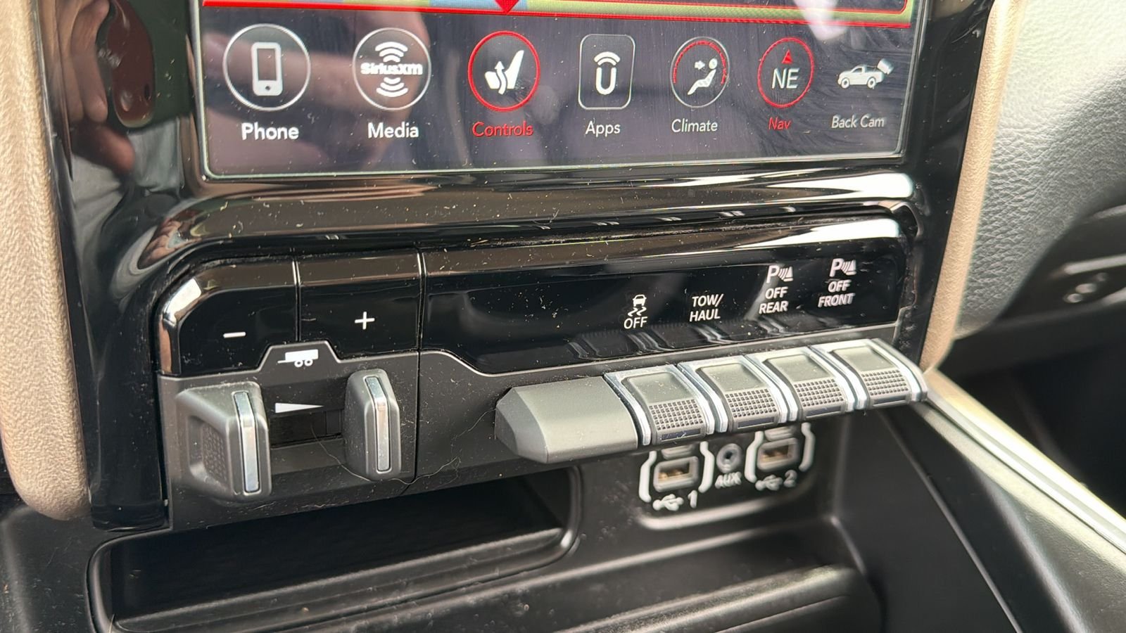 Used 2021 Red Ram Laramie image 29