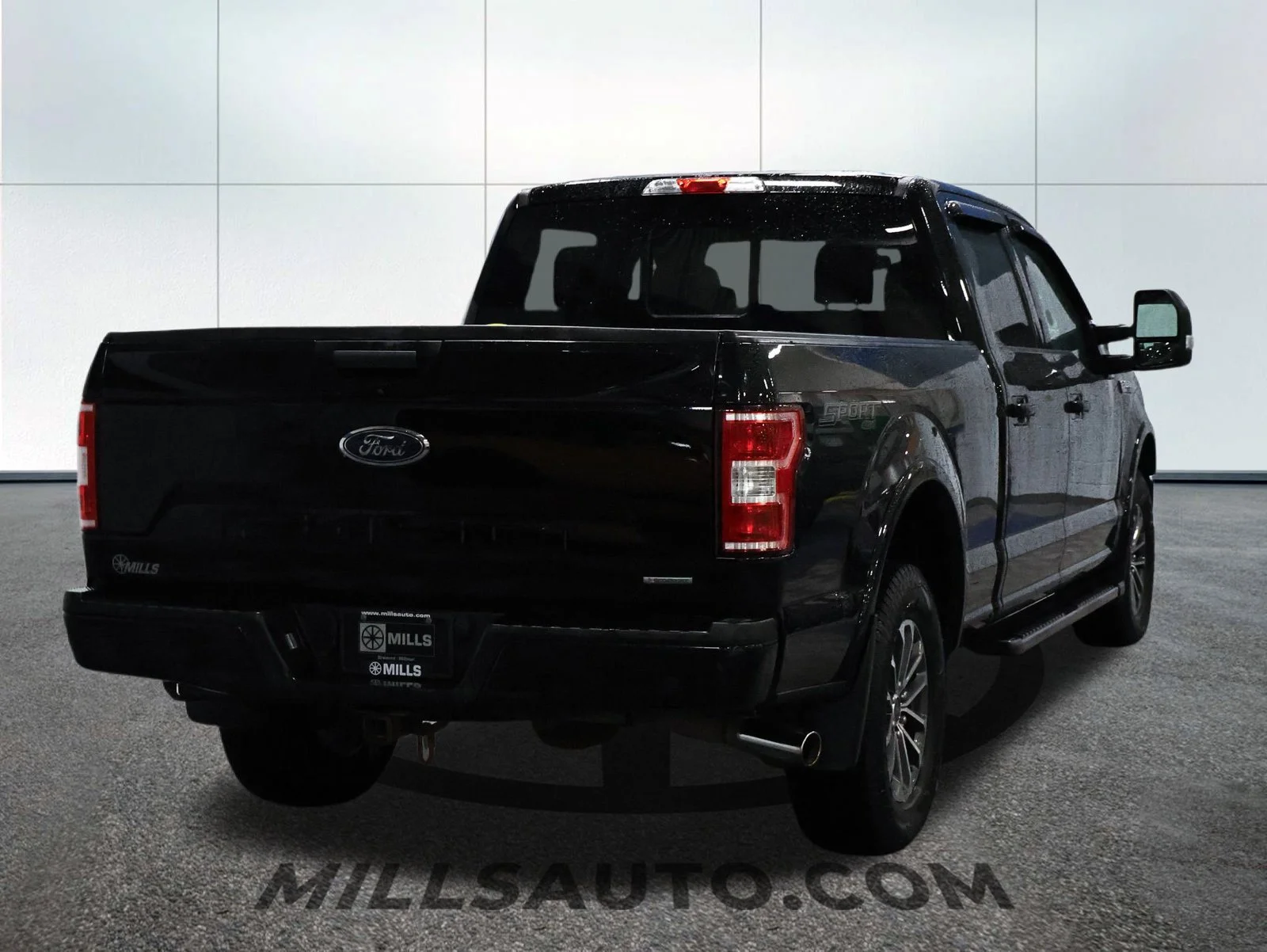 Certified Used 2018 Shadow Black Ford XLT image 7