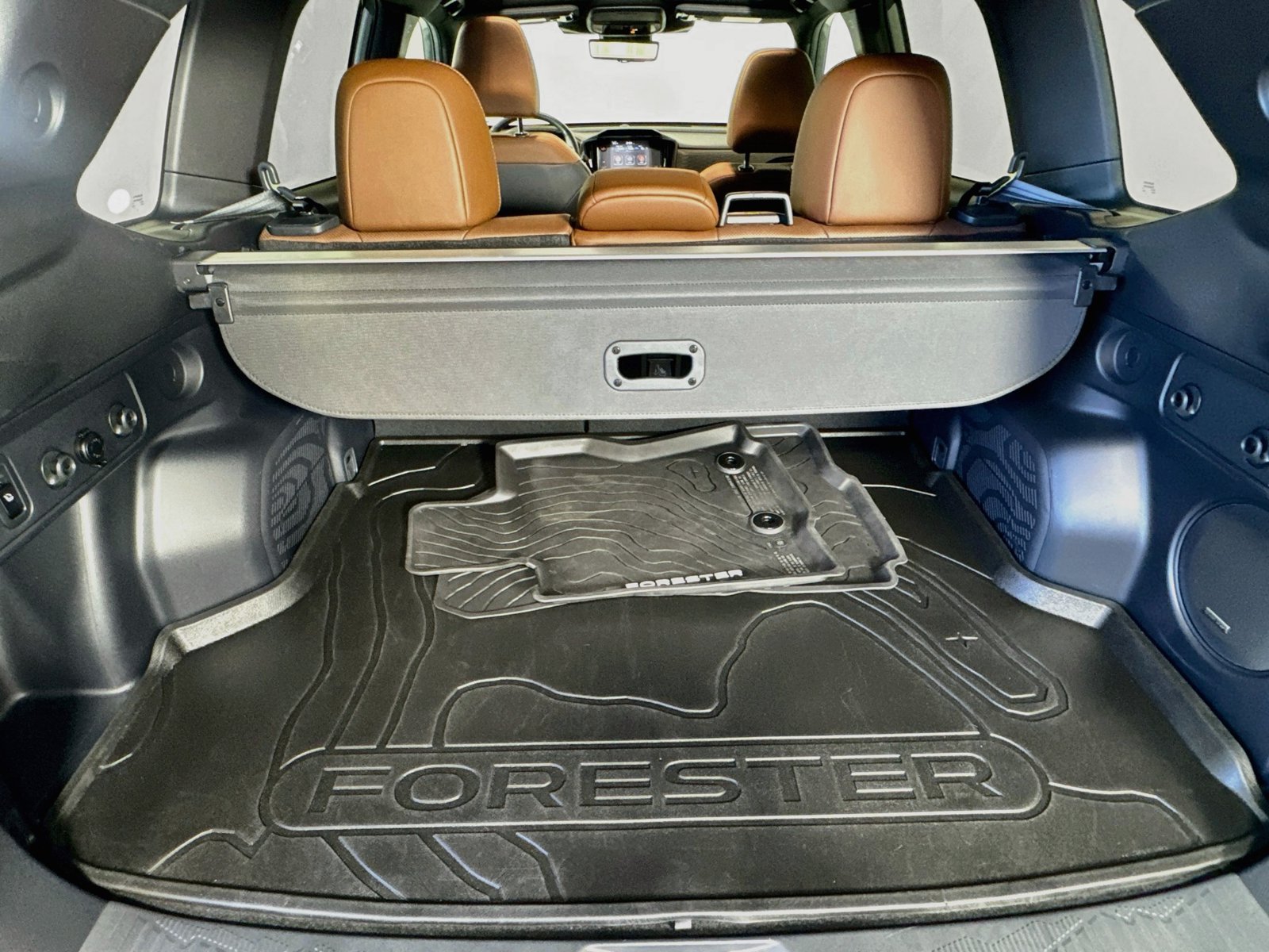 Used 2026 River Rock Pearl Subaru Touring image 25