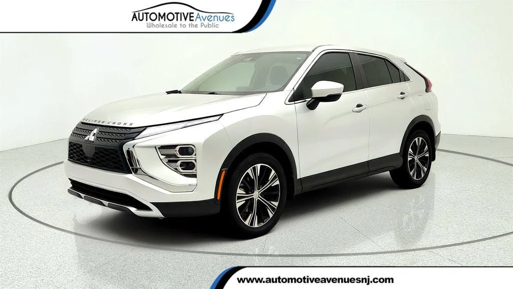 2022 Mitsubishi Eclipse Cross SE 2WD's photo