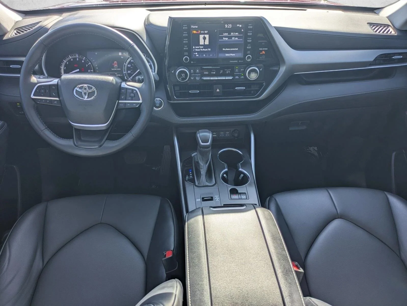 Used 2022 Ruby Flare Pearl Toyota XLE image 18
