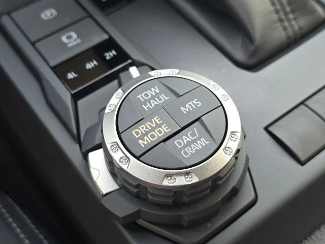 Used 2025  Toyota  image 33