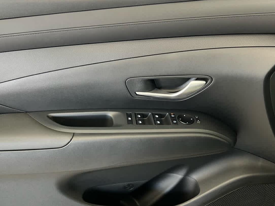 Used 2025 Sage Gray Hyundai SE image 19
