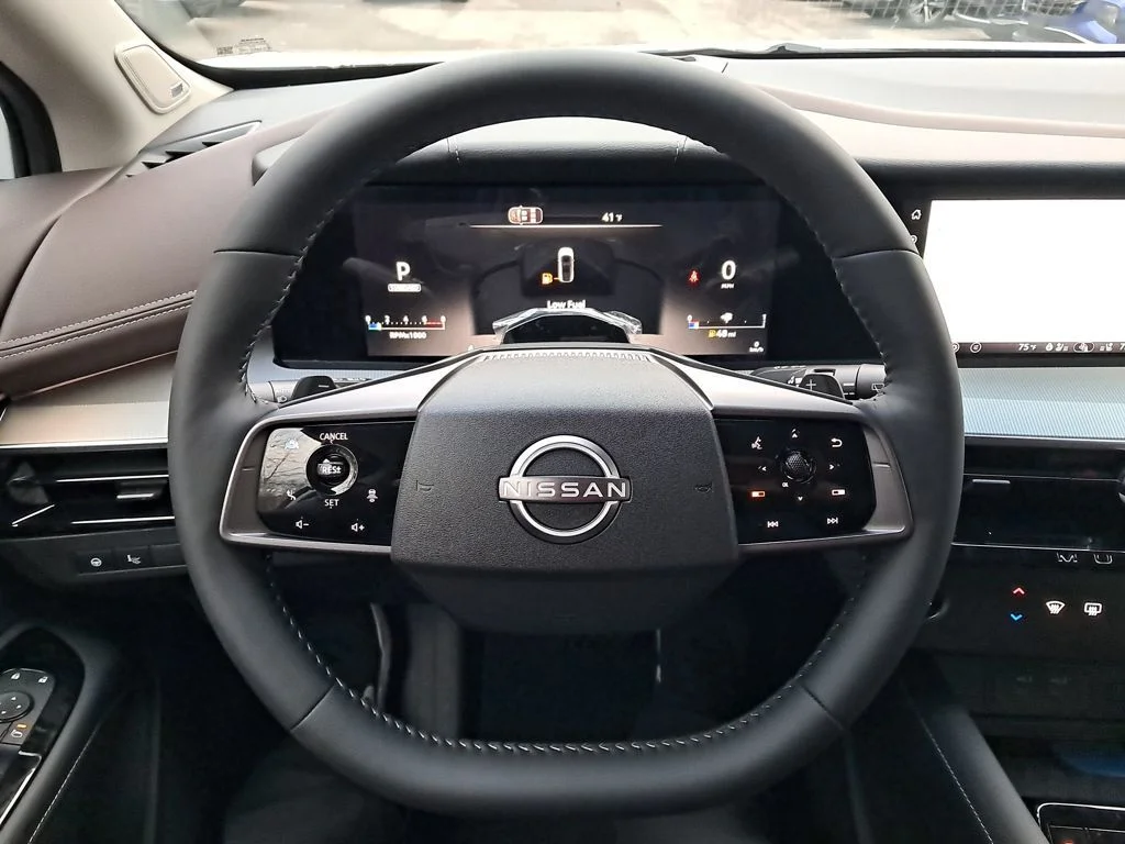 New 2026 White Nissan Platinum image 15