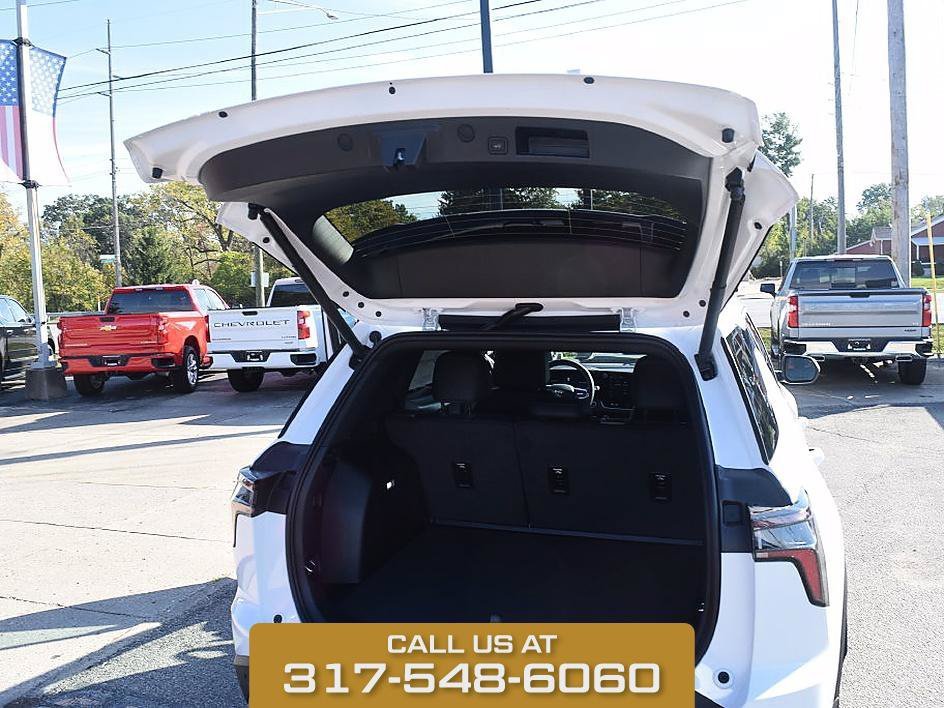 2027 Chevrolet Equinox LT - Photo 21